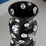 Vase à visages. פנים לכאן ולכאן